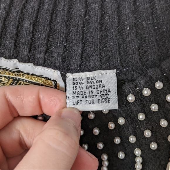 NWT Vintage 80s Anytime Glitz Silk and Angora Beaded Embellished Sweater Size M - Picture 5 of 9